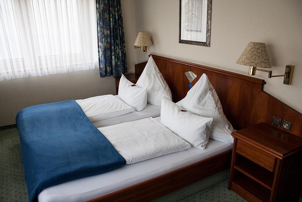 Hotel La Vigie & Ristorante Belvedere Duisburg Pokoj fotografie